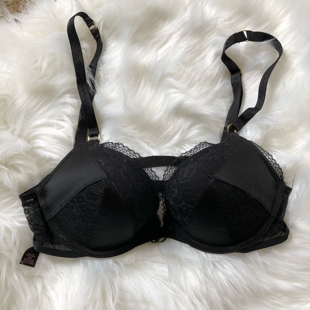 Victoria’s Secret Push-up Bra